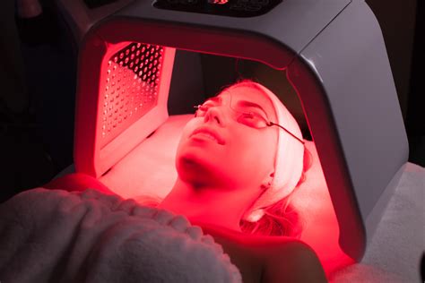 Red Therapy: Unveiling the Magical Secrets of its Healing Properties